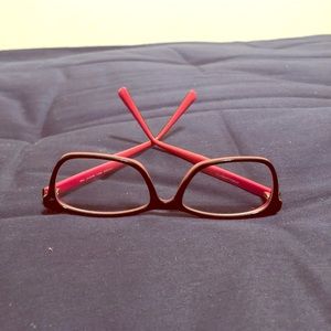 Gorgeous eye glass frames!